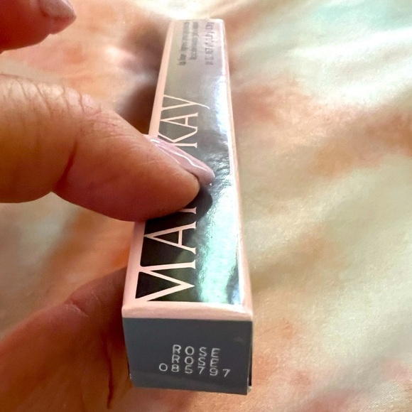 Mary Kay Other - Mary Kay Rose Lip Liner